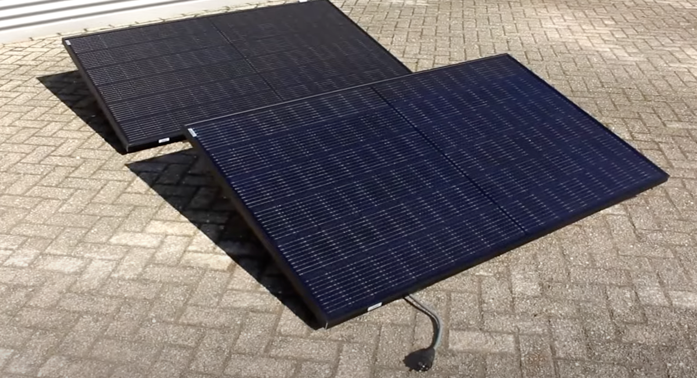 Zonnepanelen met stekker